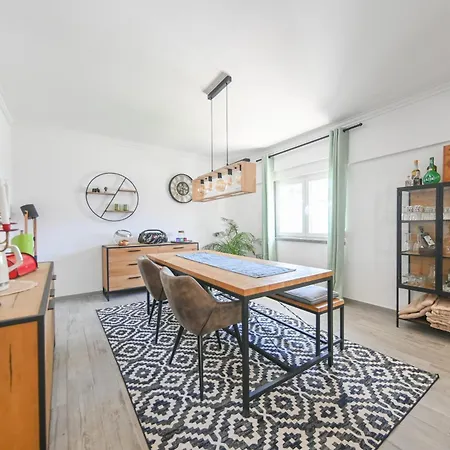 Refugio Toque Da Luz Corroios